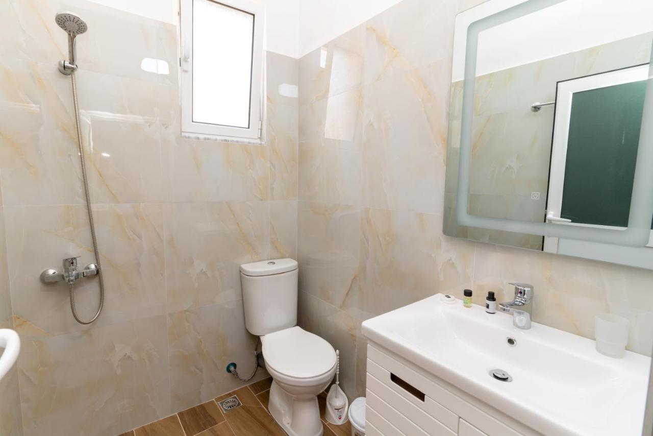 Laa Melossa Sarande Exterior photo
