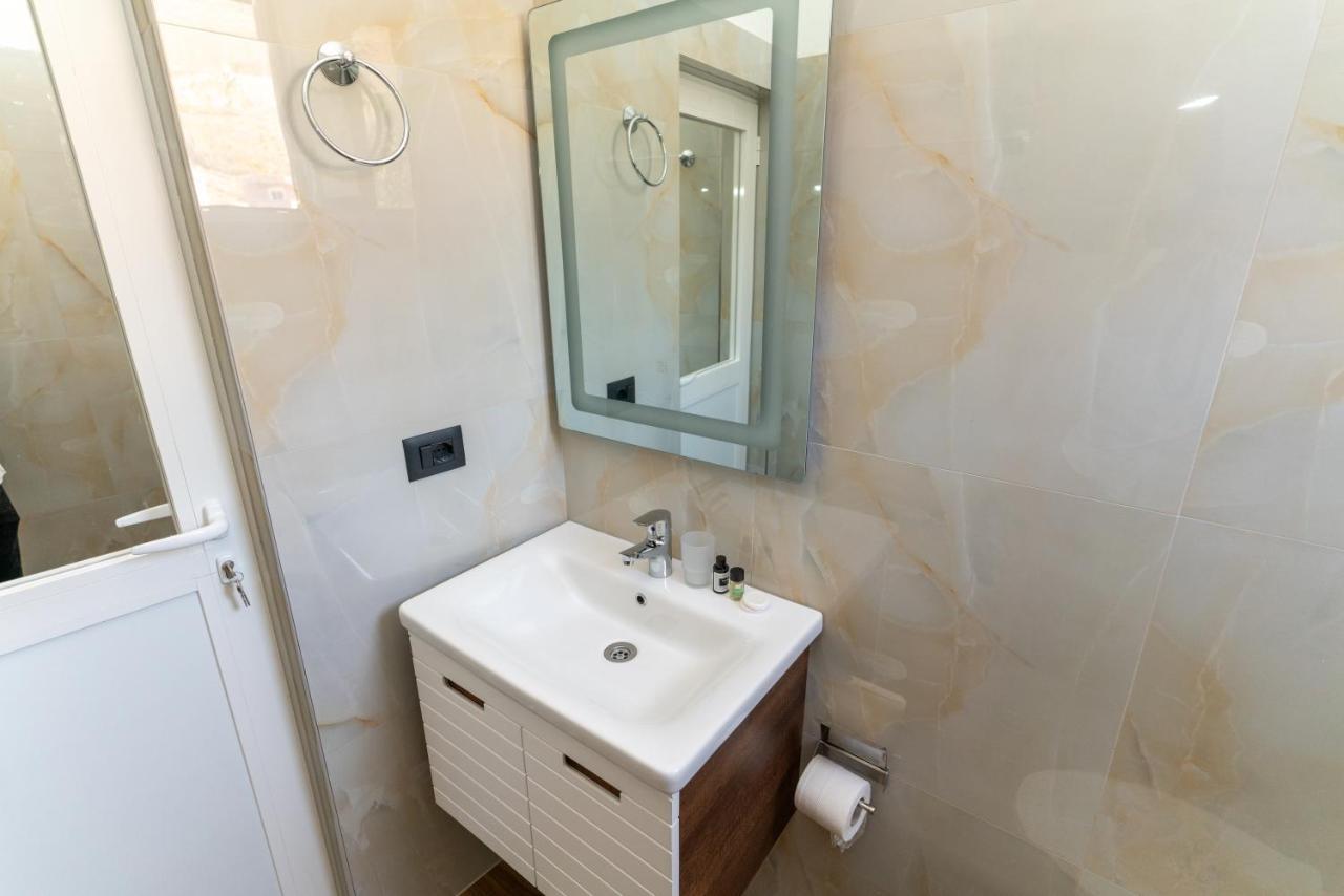 Laa Melossa Sarande Exterior photo
